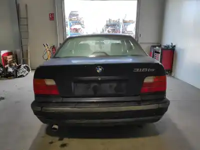 Veículo de Sucata bmw serie 3 berlina (e36) 318is do ano 1997 alimentado m44b19