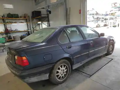 Veículo de Sucata bmw serie 3 berlina (e36) 318is do ano 1997 alimentado m44b19