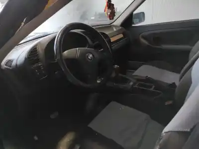 Veículo de Sucata bmw serie 3 berlina (e36) 318is do ano 1997 alimentado m44b19