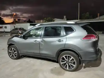 Sloopvoertuig nissan x-trail (t32) acenta van het jaar 2018 aangedreven r9m