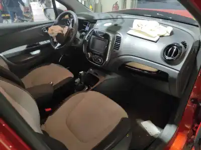 Scrapping Vehicle renault captur zen of the year 2015 powered h5f412 / h5fg412