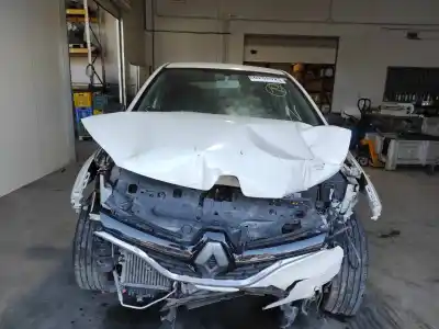 Scrapping Vehicle renault captur intens of the year 2019 powered k9k608