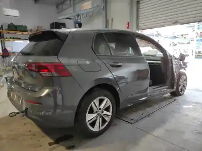 Sloopvoertuig volkswagen golf viii lim. (cd1) style van het jaar 2020 aangedreven dsrb