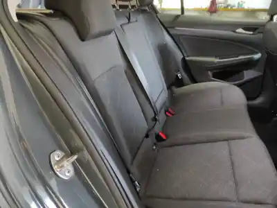 Sloopvoertuig volkswagen golf viii lim. (cd1) style van het jaar 2020 aangedreven dsrb