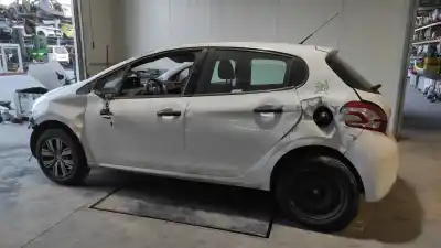 Vehicul casat peugeot 208 access al anului 2016 alimentat 8hr