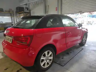 Veículo de Sucata audi a1 sportback (8xa) attraction do ano 2012 alimentado cayb