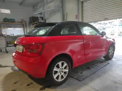 Veículo de Sucata audi a1 sportback (8xa) attraction do ano 2012 alimentado cayb