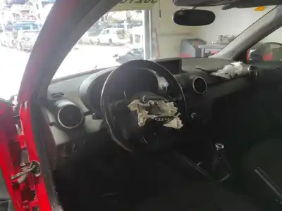 Veículo de Sucata audi a1 sportback (8xa) attraction do ano 2012 alimentado cayb