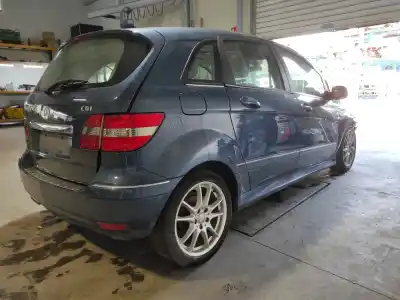 Veículo de Sucata mercedes-benz clase b (w245) 180 cdi (245.207) do ano 2011 alimentado 640940