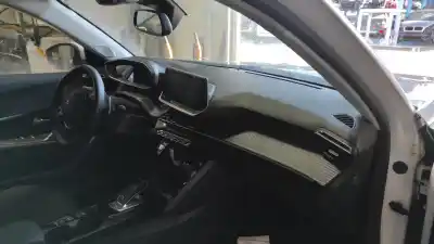 Veículo de Sucata peugeot 2008 (p1) allure do ano 2021 alimentado yhz