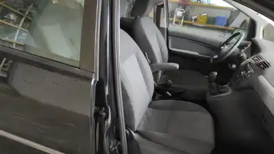 Scrapping Vehicle ford focus c-max (cap) ambiente (d) of the year 2004 powered g8da