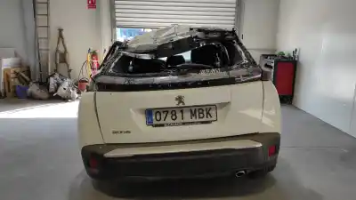 Véhicule à la ferraille peugeot 2008 (p1) active de l'année 2022 alimenté yh01