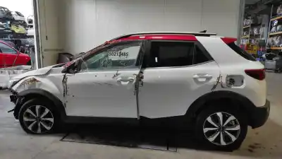 Veicolo di demolizione kia stonic (ybcuv) drive dell'anno 2021 alimentato g3lf