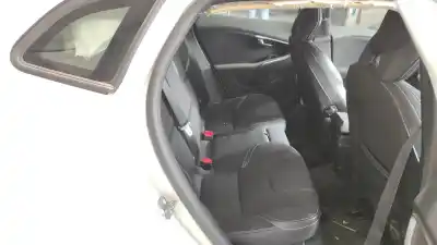 Veículo de Sucata volvo v40 kinetic do ano 2016 alimentado d4204t9