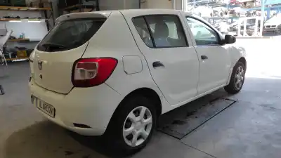 Sloopvoertuig dacia sandero ambiance van het jaar 2015 aangedreven k9ke6