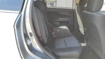 Sloopvoertuig mitsubishi outlander (gf0) motion 4wd van het jaar 2015 aangedreven 1000c812