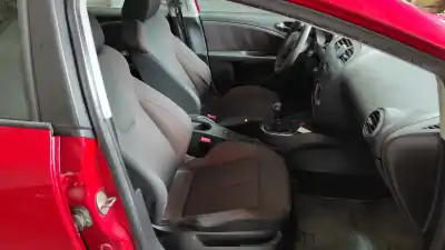 Здавання транспортного засобу seat leon (1p1) reference року 2005 потужний bkd
