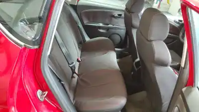 Здавання транспортного засобу seat leon (1p1) reference року 2005 потужний bkd