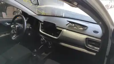 Veículo de Sucata kia stonic (ybcuv) business do ano 2023 alimentado g4lf