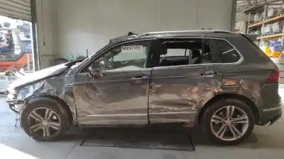 Veicolo di demolizione volkswagen tiguan advance bmt dell'anno 2020 alimentato dfgda