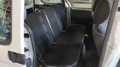 Veículo de Sucata peugeot partner (s2) combiespace do ano 2009 alimentado 9hw/9h02