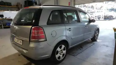 Veicolo di demolizione opel zafira b cosmo dell'anno 2006 alimentato z19dt