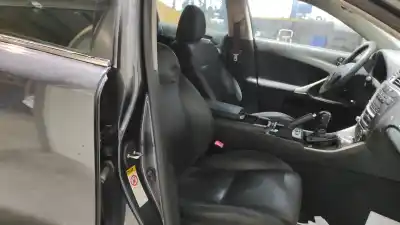 Здавання транспортного засобу lexus                                              is200 (ds2/is2)                                                                                                                                                                                                                                            220d року 2006 потужний 2adfhv