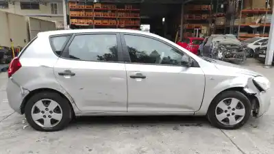 Veicolo di demolizione kia cee´d concept dell'anno 2007 alimentato g4fa