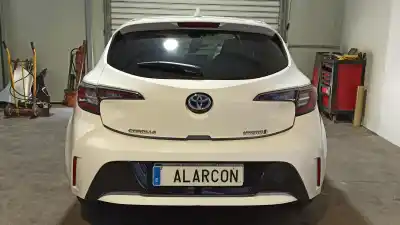 Scrapping Vehicle TOYOTA COROLLA (E21) Hybrid Active of the year 2021 powered 2ZR