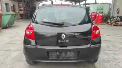 Veículo de Sucata renault clio iii business do ano 2008 alimentado d4f740