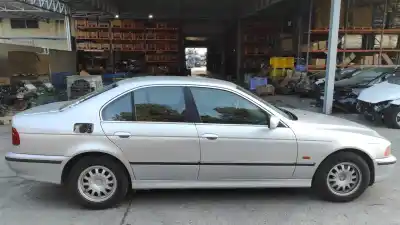 Vehículo de desguace bmw serie 5 berlina (e39) 523i del año 1999 con motor 256s4-g