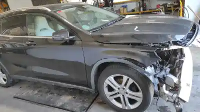 Veículo de Sucata mercedes                                           clase gla (w156)                                                                                                                                                                                                                                           gla 200 cdi (156.908)                                                                                                                                                                                                                                      do ano 2015 alimentado 651930