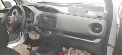 Veículo de Sucata toyota yaris active do ano 2020 alimentado 2nr