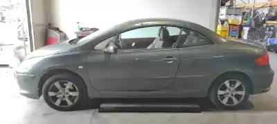 Veículo de Sucata peugeot 307 cc (s2) básico do ano 2006 alimentado rfj