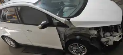 Здавання транспортного засобу ford c-max (ceu) titanium року 2018 потужний b7da