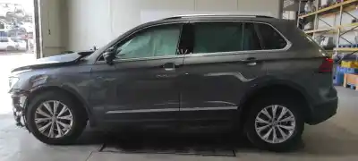 Veículo de Sucata volkswagen tiguan sport 4motion bmt do ano 2018 alimentado cze