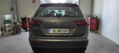 Veicolo di demolizione VOLKSWAGEN TIGUAN Sport 4Motion BMT dell'anno 2018 alimentato CZE