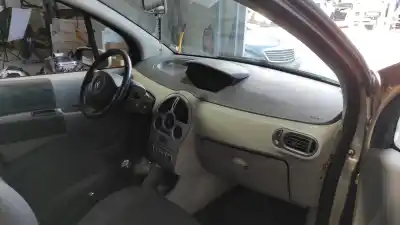 Veículo de Sucata renault modus fantasy do ano 2005 alimentado k9k750