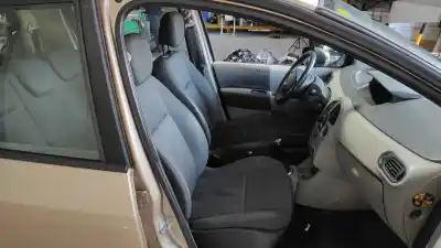 Veículo de Sucata renault modus fantasy do ano 2005 alimentado k9k750