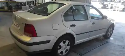 Vehicul casat volkswagen                                         bora berlina (1j2)                                                                                                                                                                                                                                         conceptline                                                                                                                                                                                                                                                al anului 2000 alimentat agr