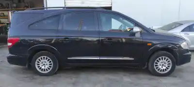 Здавання транспортного засобу ssangyong rodius xdi року 2006 потужний d27dt