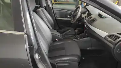 Veicolo di demolizione renault fluence (l3_) 1.5 dci (l30b) dell'anno 2010 alimentato k9k g8