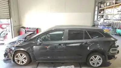 Scrapping Vehicle TOYOTA COROLLA (E21) Hybrid Active of the year 2022 powered 2ZR