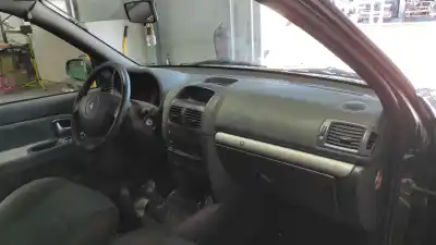 Утилизация автомобиля renault clio ii fase ii (b/cb0) authentique года 2003 питание 