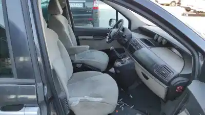 Veículo de Sucata citroen c8 2.2 hdi 16v premier ii do ano 2006 alimentado 4hwdw12ted4