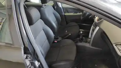 Veículo de Sucata peugeot 207 confort do ano 2007 alimentado 9hx