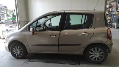 Vehicul casat renault modus fantasy al anului 2005 alimentat k4j770