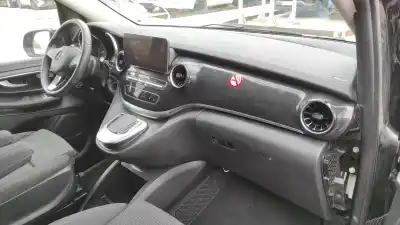 Veículo de Sucata mercedes-benz clase v w447 eqv 4matic do ano 2024 alimentado 654920