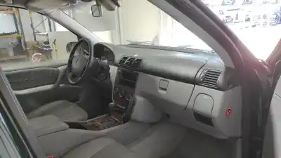 Véhicule à la ferraille mercedes-benz clase m (w163)  de l'année 2004 alimenté 112970