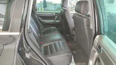 Véhicule à la ferraille volkswagen touareg (7la) tdi r5 de l'année 2004 alimenté bac